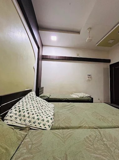 Facilities at Sarangpur Trust Dharamshala